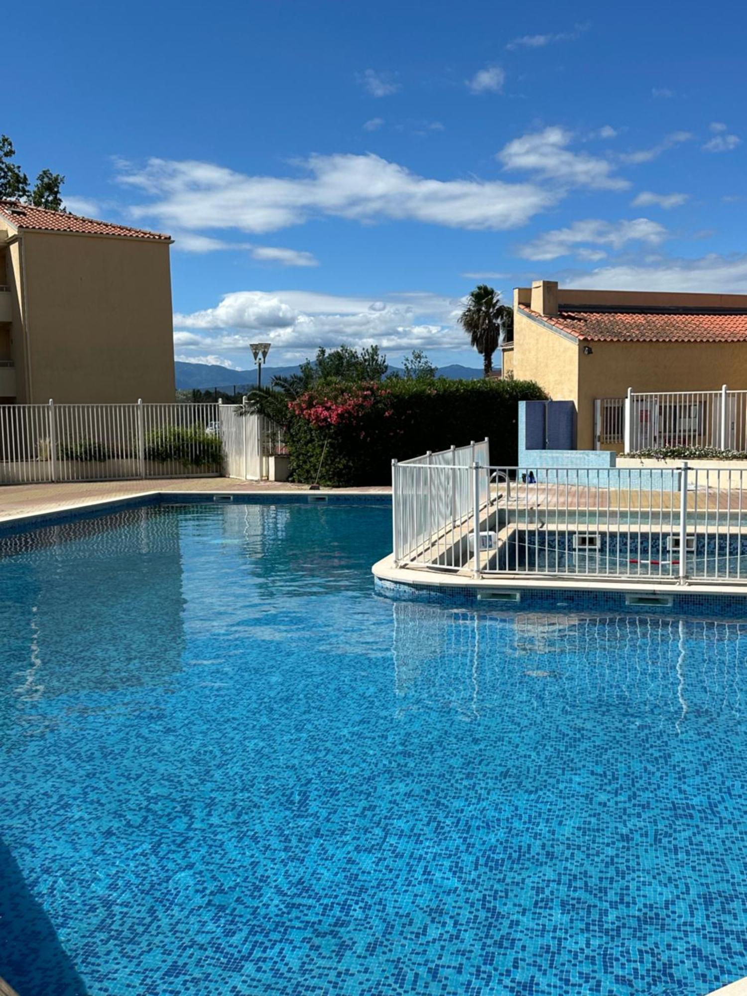 T2 Rdc A Canet En Roussillon Europa 4 Pers ,Piscine,Clim, Tennis, Parking Exterior foto